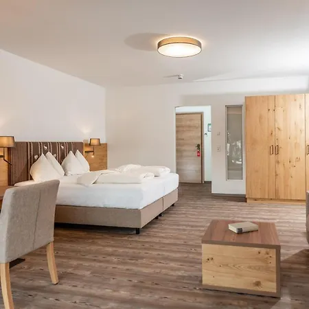 Aktivhotel Pehab 4* 拉姆绍达赫斯坦
