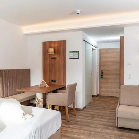 Pehab - Rooftop-spa 4*