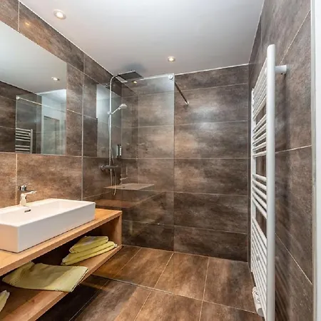 Ξενοδοχείο Pehab - Rooftop-spa 4*