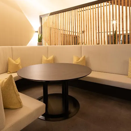 Hotel Pehab - Rooftop-spa Ramsau am Dachstein