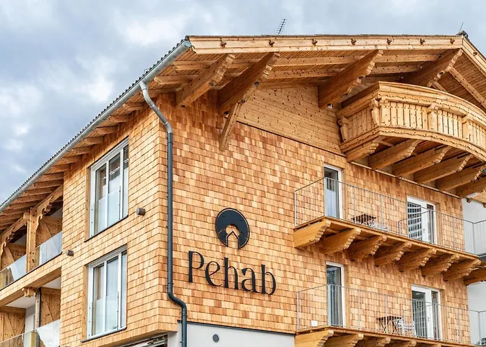 מלון Pehab - Dachstein Rooftop-spa