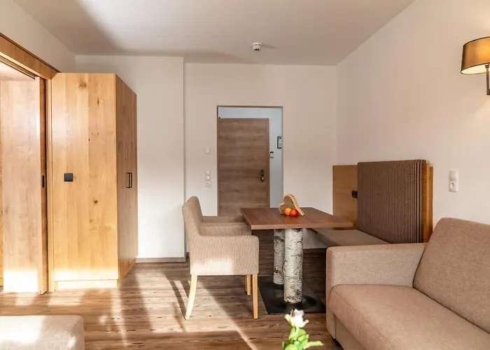 Pehab - Dachstein Rooftop-spa מלון